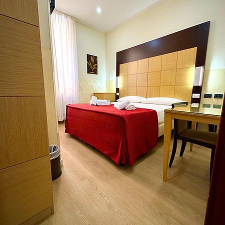 Hotel Fiorella Milano Eksteriør billede