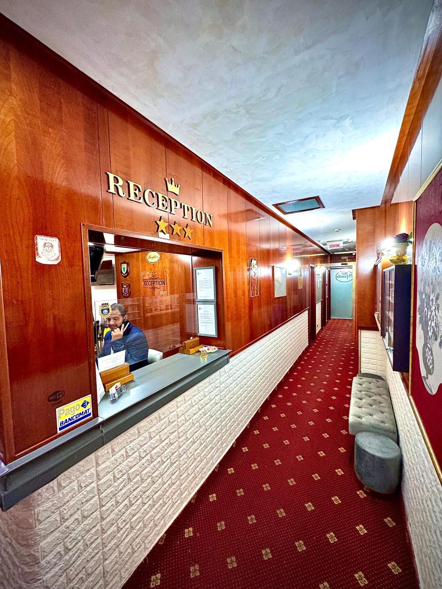 Hotel Fiorella Milano Eksteriør billede